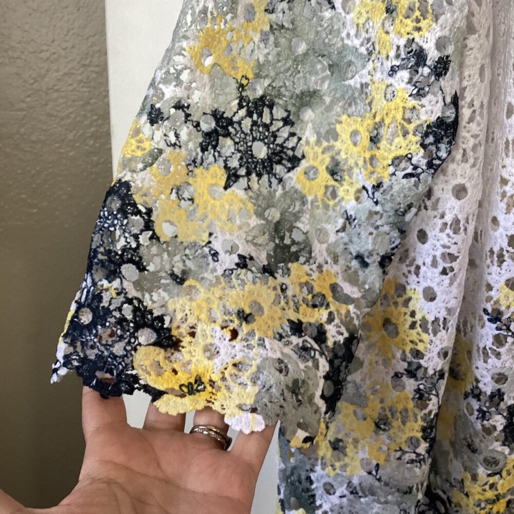 Alfred Dunner White Lacey Open Cardigan Size 1X - Picture 4 of 5